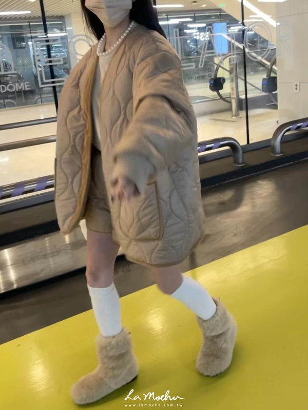 彈性壓紋鋪棉短褲